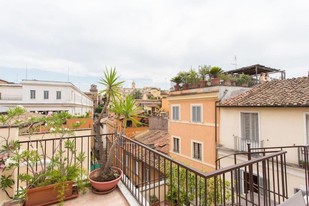 Апартаменти Frangipane 31 Monti Terrace Рим Екстер'єр фото