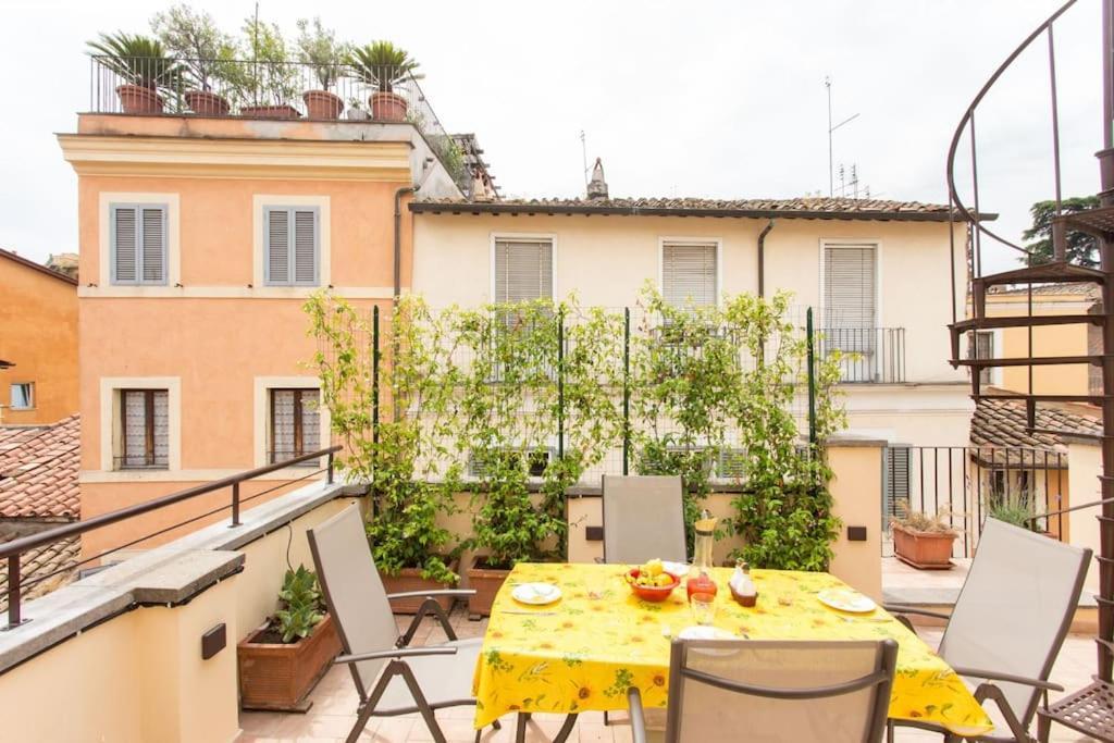 Апартаменти Frangipane 31 Monti Terrace Рим Екстер'єр фото